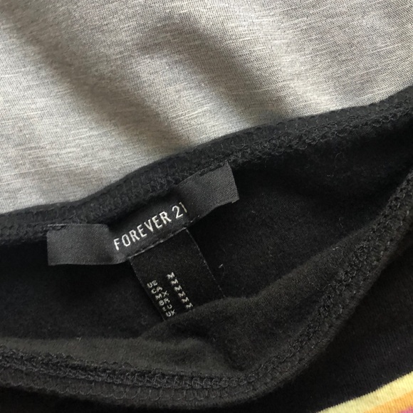 Off the shoulder shirt - Picture 2 of 2